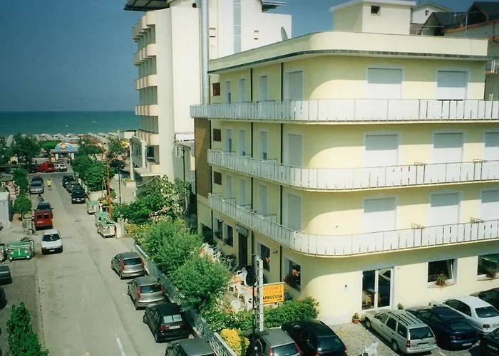 Otel Rivamare Only And Free Coffee Cervia